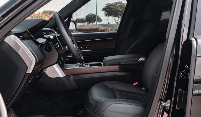 2023 Range Rover Vogue P530 full