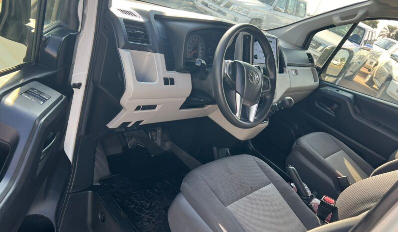 2020 Toyota Hiace full