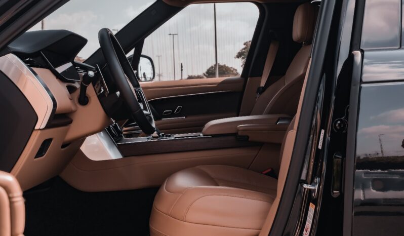 2023 Range Rover Vogue P530 full